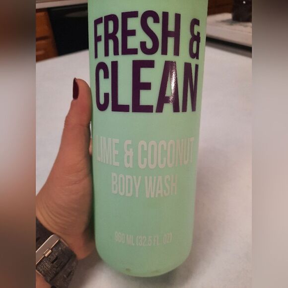 Body Prescriptions Lime & Coconut Body Wash - Picture 2 of 3